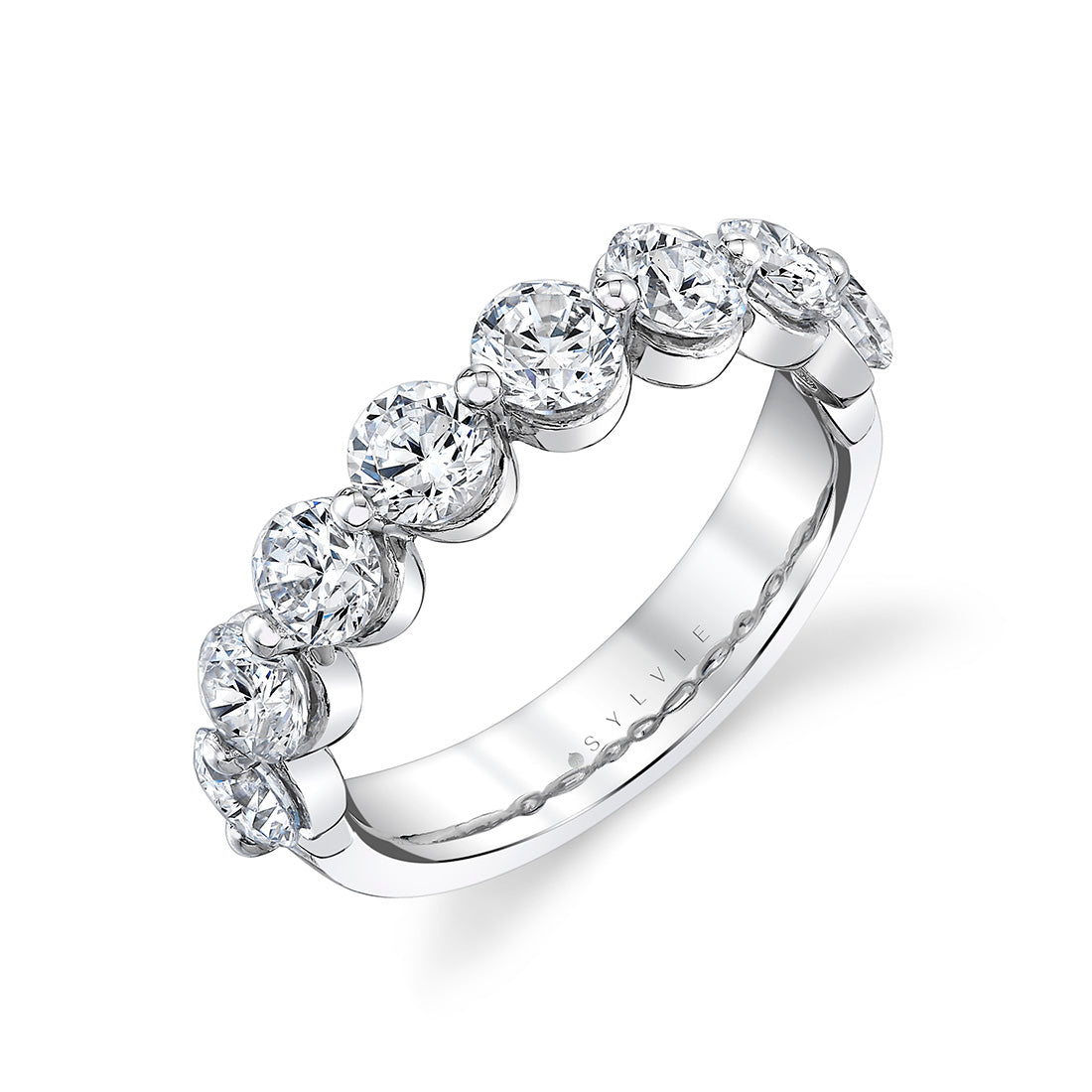 (18K White) Shared Prong Diamond Wedding Ring