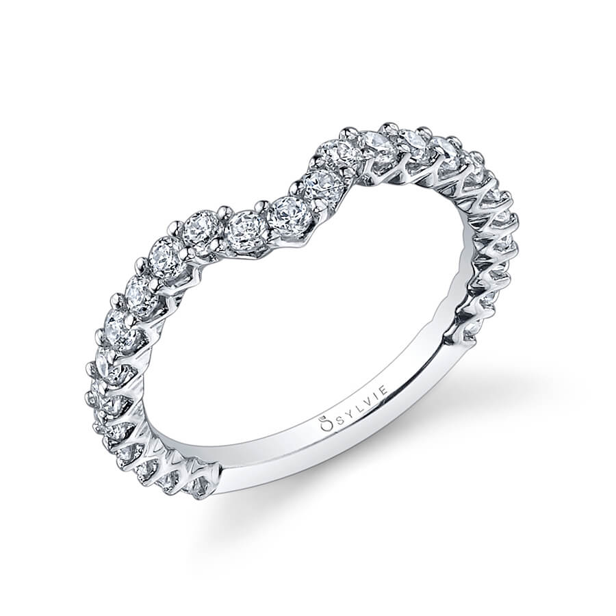 (Gallery) Bold Diamond Wedding Band