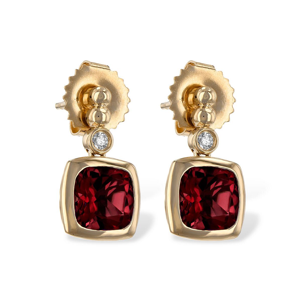 14KT Gold Garnet Earrings