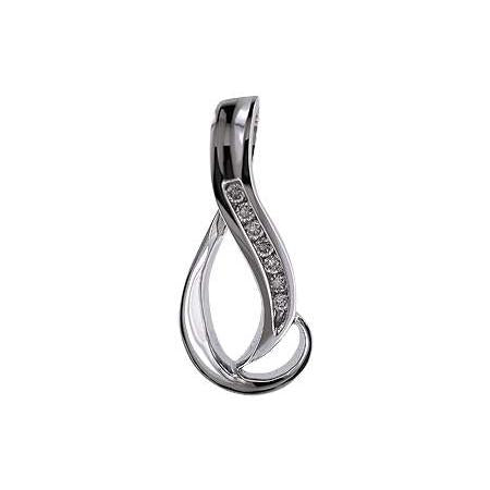 14KT Gold Diamond Pendant