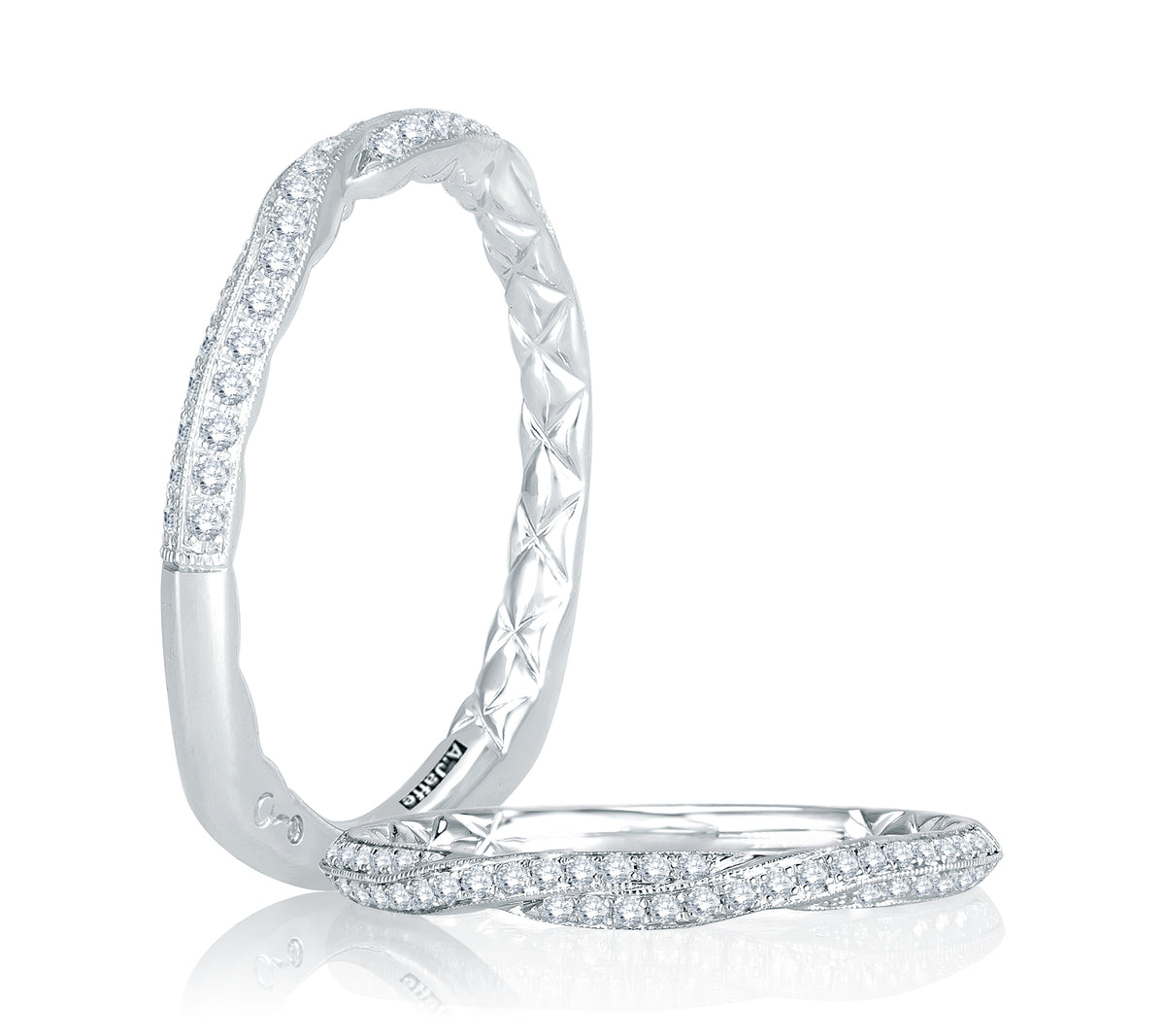 Pavé Diamond Wedding Band [MRS740Q/18]