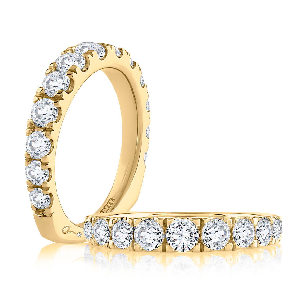 Pavé Diamond Wedding Band [MRSRD2361/127]