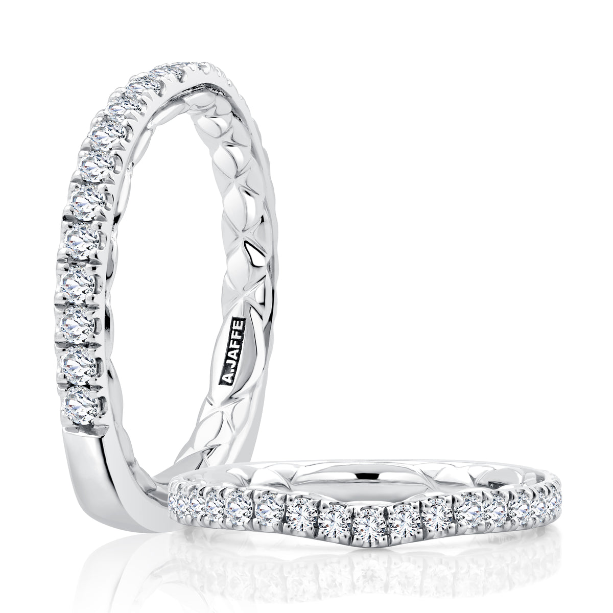 Curved Diamond Wedding Band [MRSRD2503Q/51]
