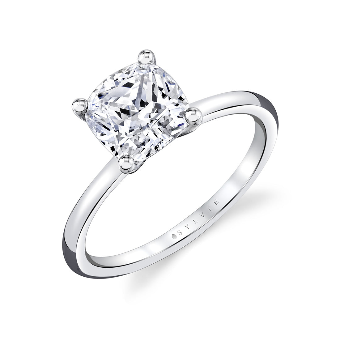 (Platinum White) Cushion Cut Solitaire Engagement Ring - Amelia