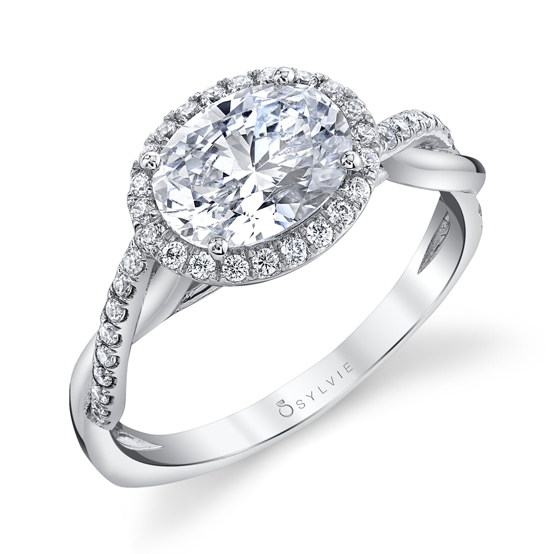 (Platinum White) East-West Oval Engagement Ring with Halo