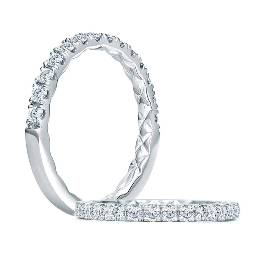 Pavé Diamond Wedding Band [WR1027Q/49]