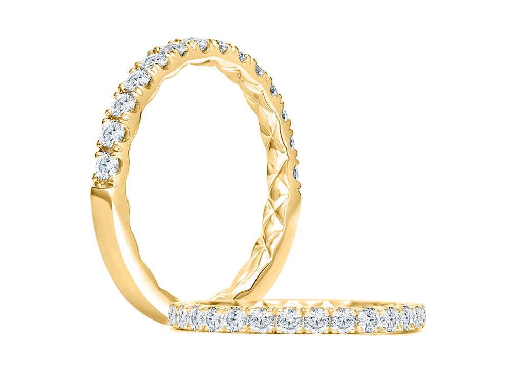 Pavé Diamond Wedding Band [WR1027Q/49]