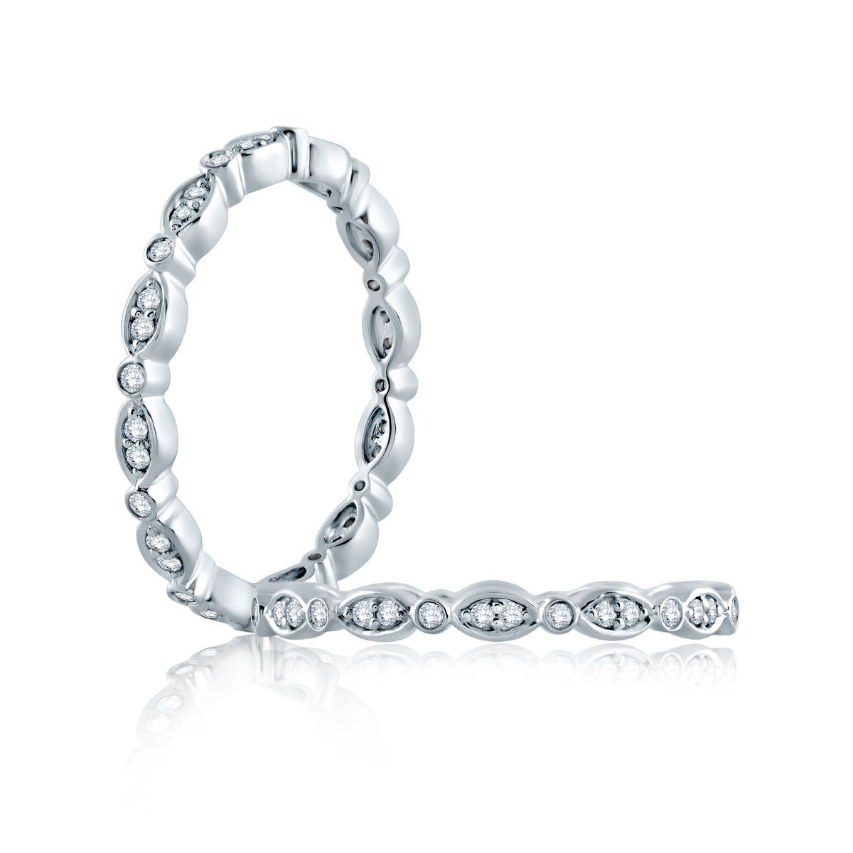 Pavé Diamond Wedding Band [WR1045/18]