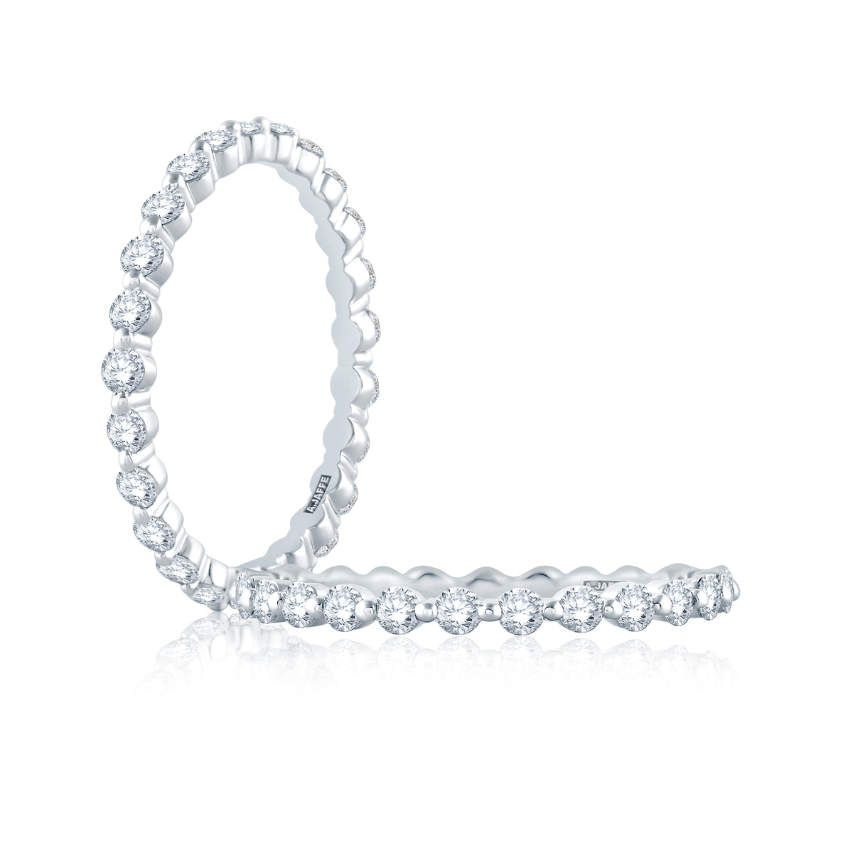 Single Shared Prong Diamond Wedding Band [WR1107/84]
