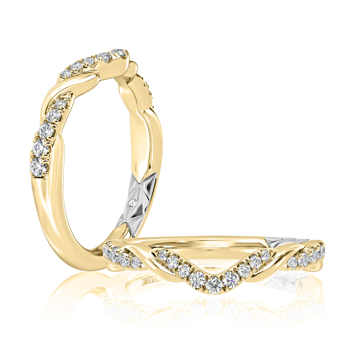 Curved Diamond Wedding Band [WRC1523LH/23]