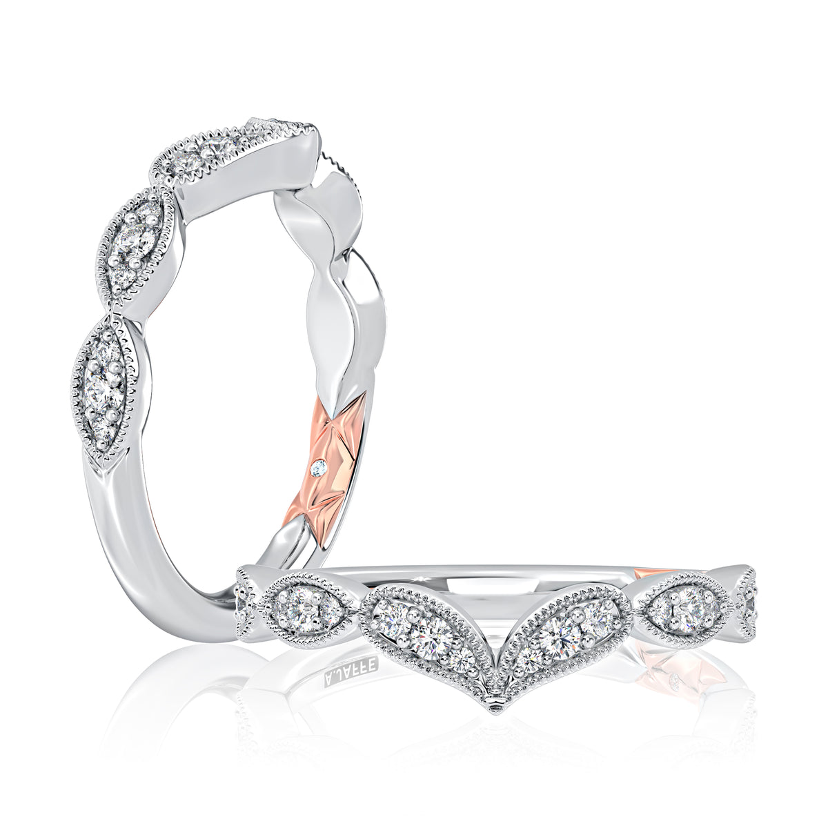 Curved Diamond Wedding Band [WRC1526LH/19]