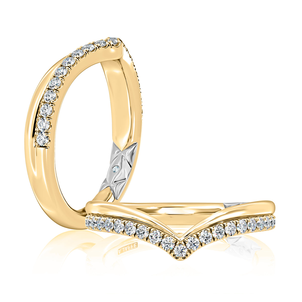 Curved Diamond Wedding Band [WRC1527LH/26]
