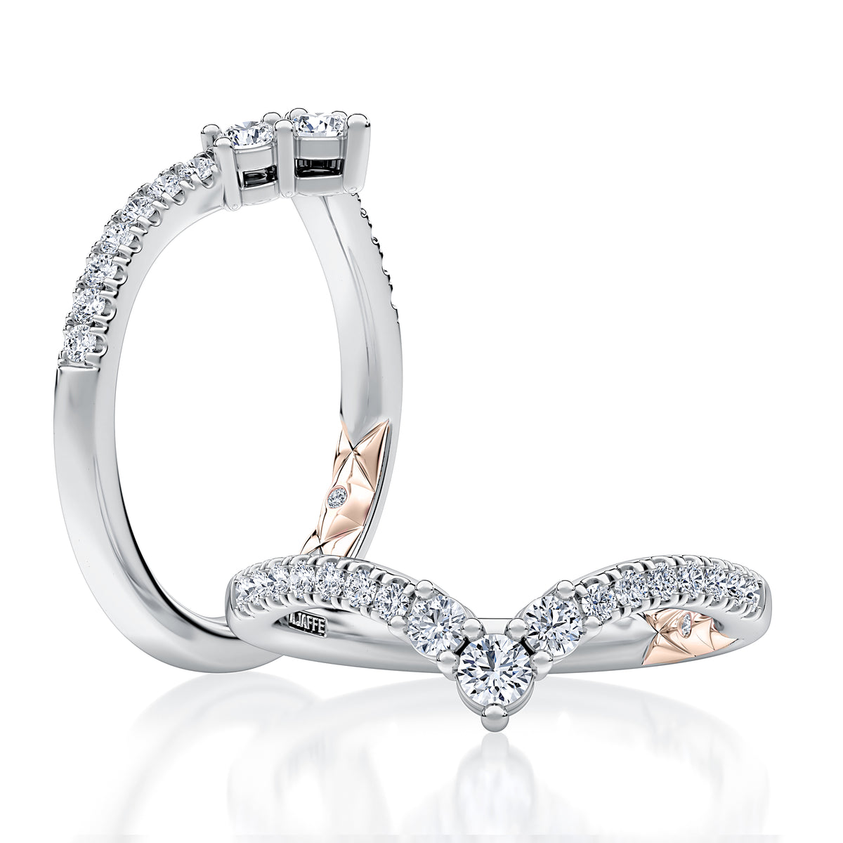 Curved Diamond Wedding Band [WRC1532L/33]
