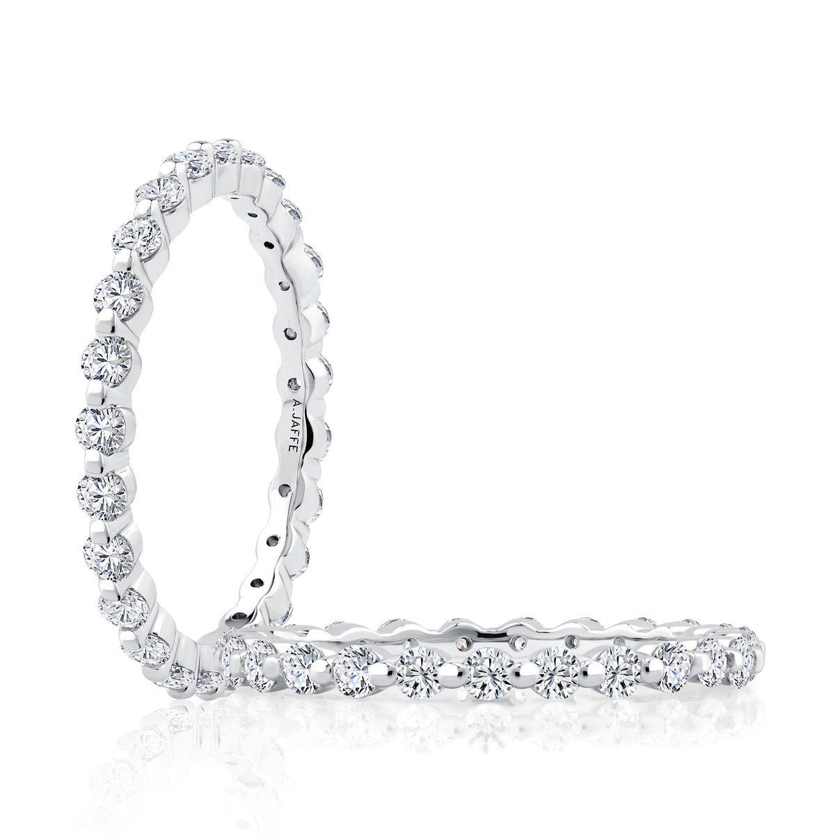 Single Shared Prong Diamond Wedding Band [WRRDK1243E/75]